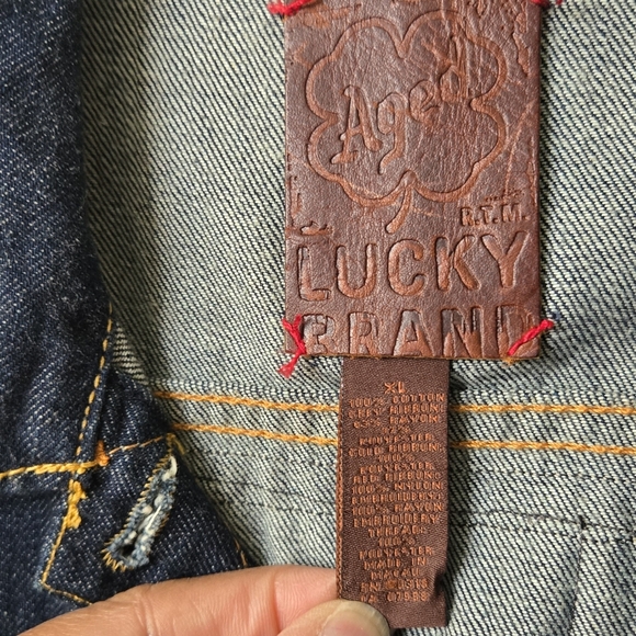 Lucky Brand Denim Jean Jacket with Embroidery Back & Leather Patch Women Size XL - Picture 7 of 7